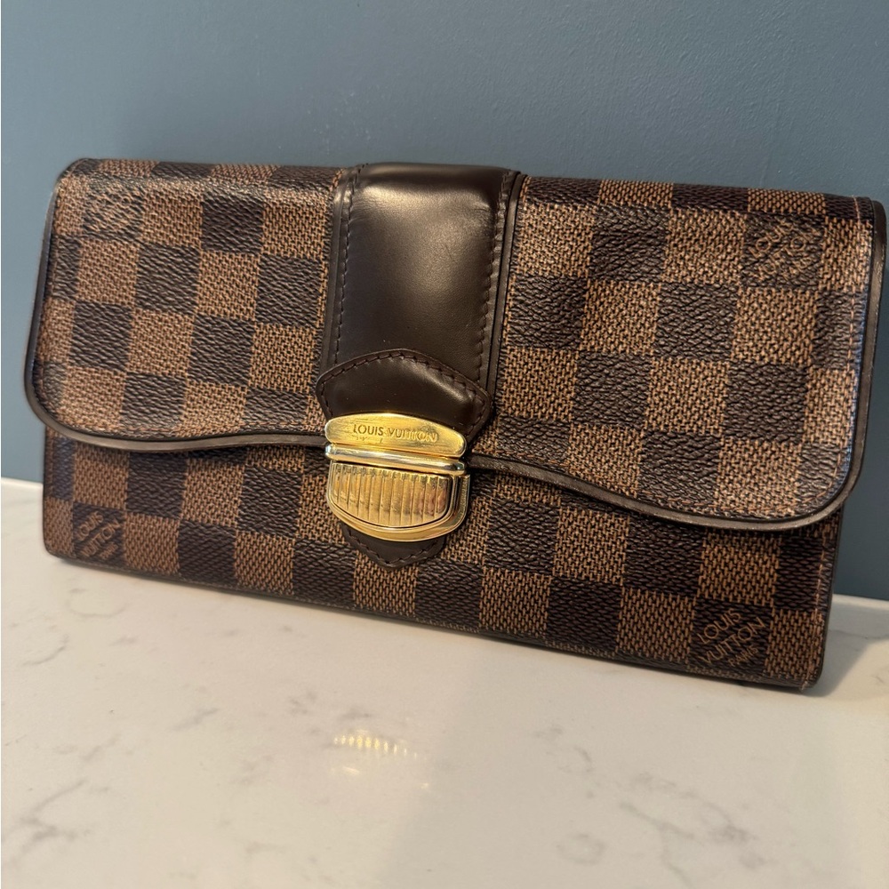 Louis Vuitton Wallet